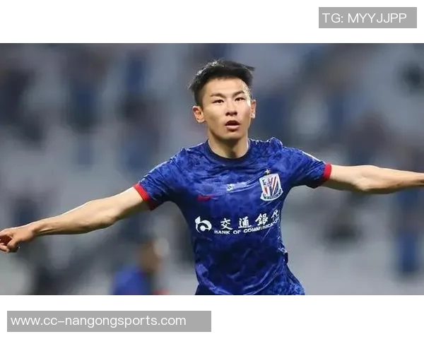 于汉超退役后以训练员身份重返国家队开启新篇章 于汉超退役后以训练员身份重返国家队开启新篇章