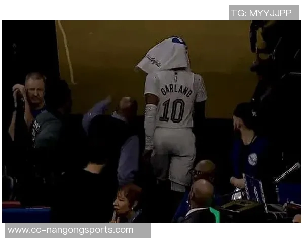 骑士官方宣布加兰右脚大脚趾扭伤预计一周后复查恢复情况待定